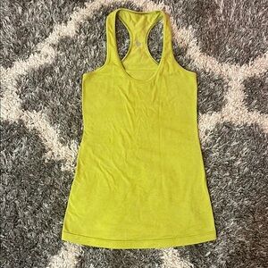Lululemon Women's Lime Tank Top Size 4